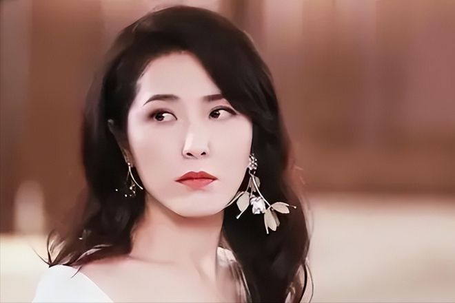 曾黎，我不是中戏两百年美女，我是不断突破自我的演员